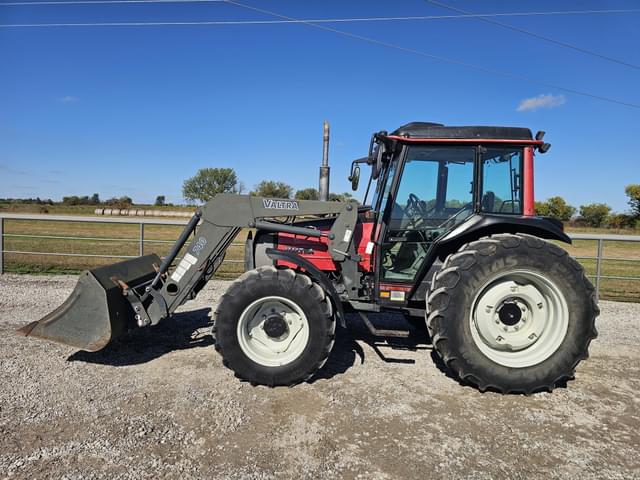 Image of Valtra A75 equipment image 2