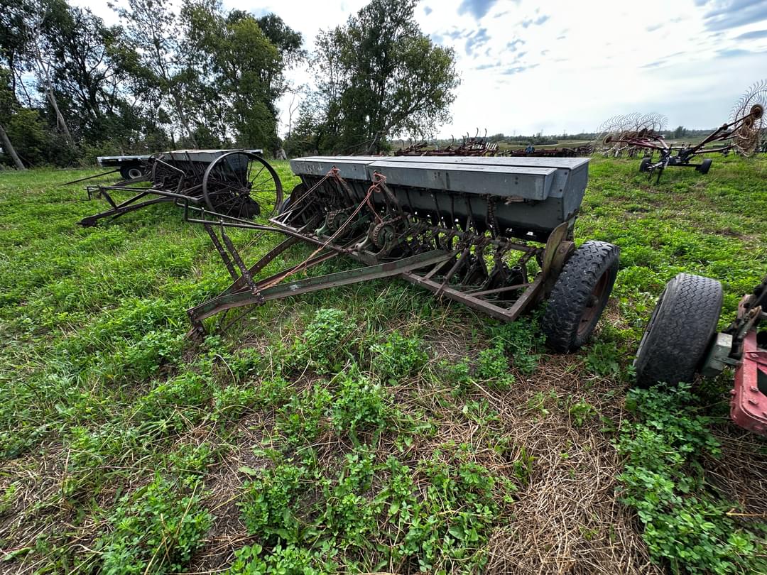 Image of John Deere Van Brunt Primary image
