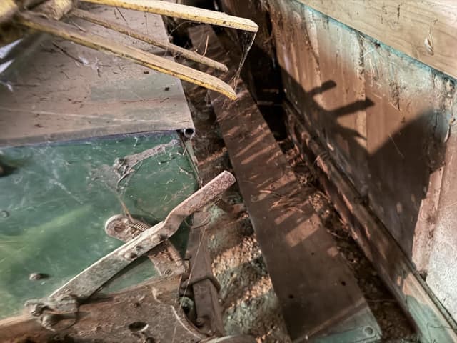 Image of John Deere Van Brunt B equipment image 4