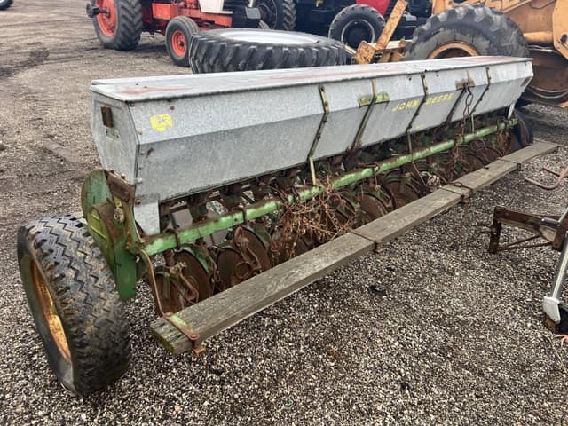 Image of John Deere Van Brunt equipment image 3