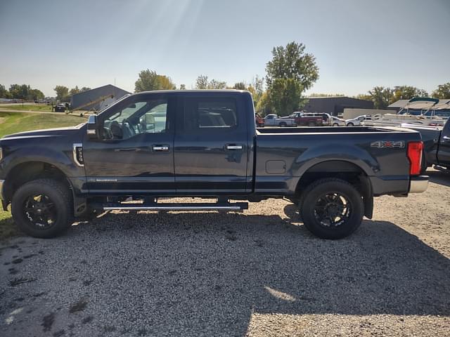 Image of Ford F-350 equipment image 4