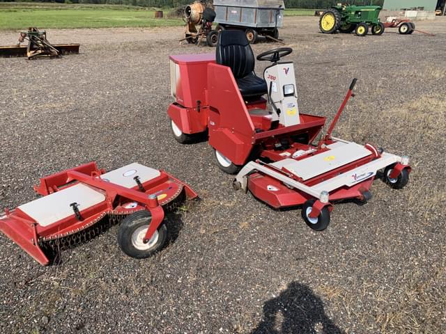Image of Ventrac 3100  equipment image 4