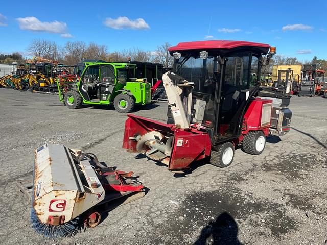 Image of Ventrac 3400Y equipment image 1