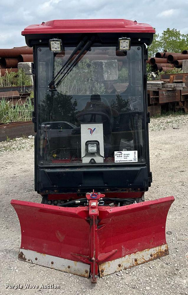Image of Ventrac 3400Y equipment image 1