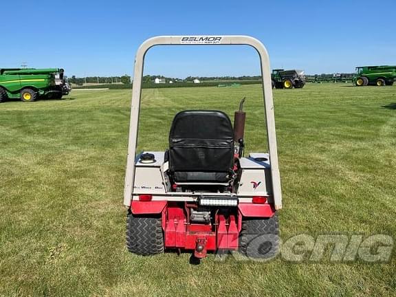 Image of Ventrac 4200 equipment image 4