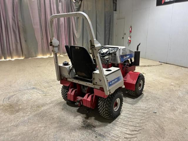Image of Ventrac 4200 equipment image 3