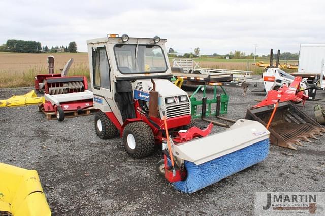 Image of Ventrac 4200VXD equipment image 1