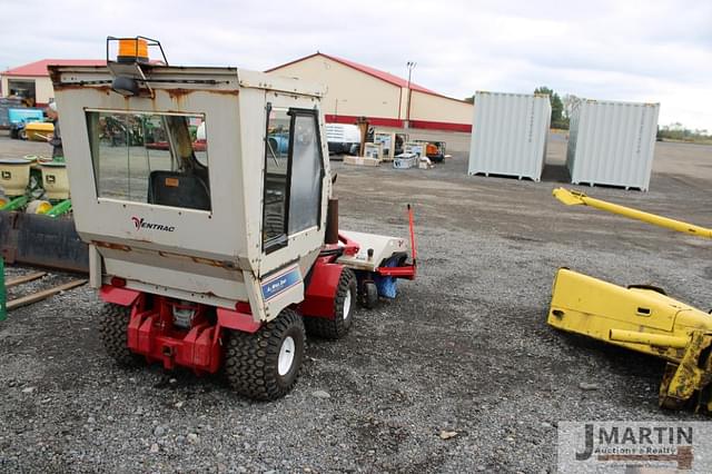 Image of Ventrac 4200VXD equipment image 2