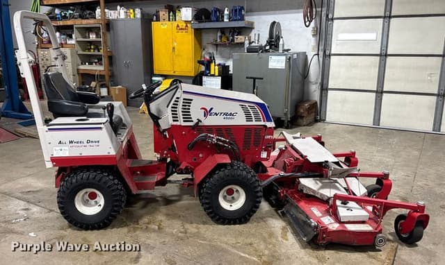 Image of Ventrac 4500P equipment image 3