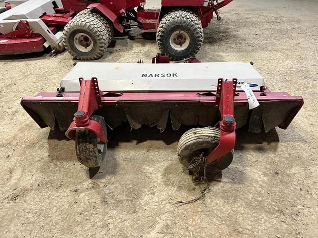 Image of Ventrac 4500Y equipment image 2