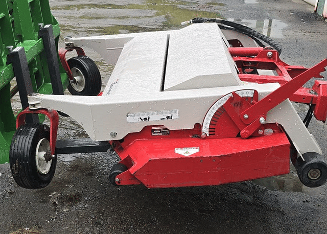 Image of Ventrac MS720 equipment image 2
