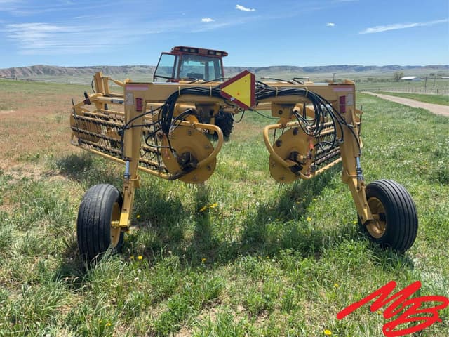 Image of Vermeer R2800 equipment image 4