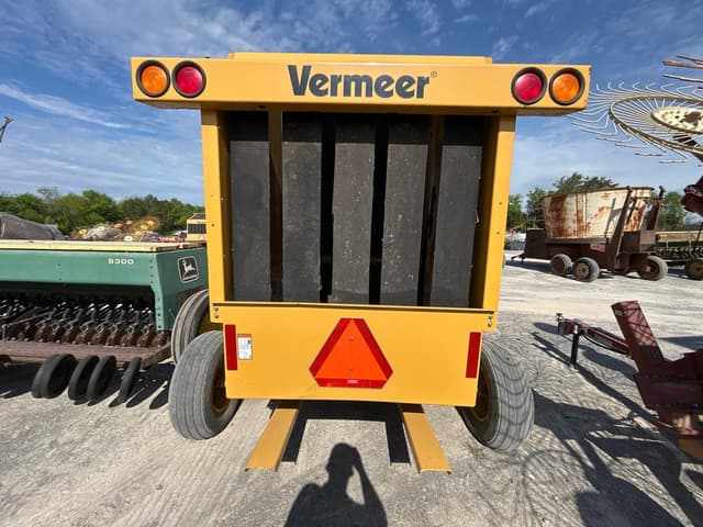 Image of Vermeer 504R Classic equipment image 4