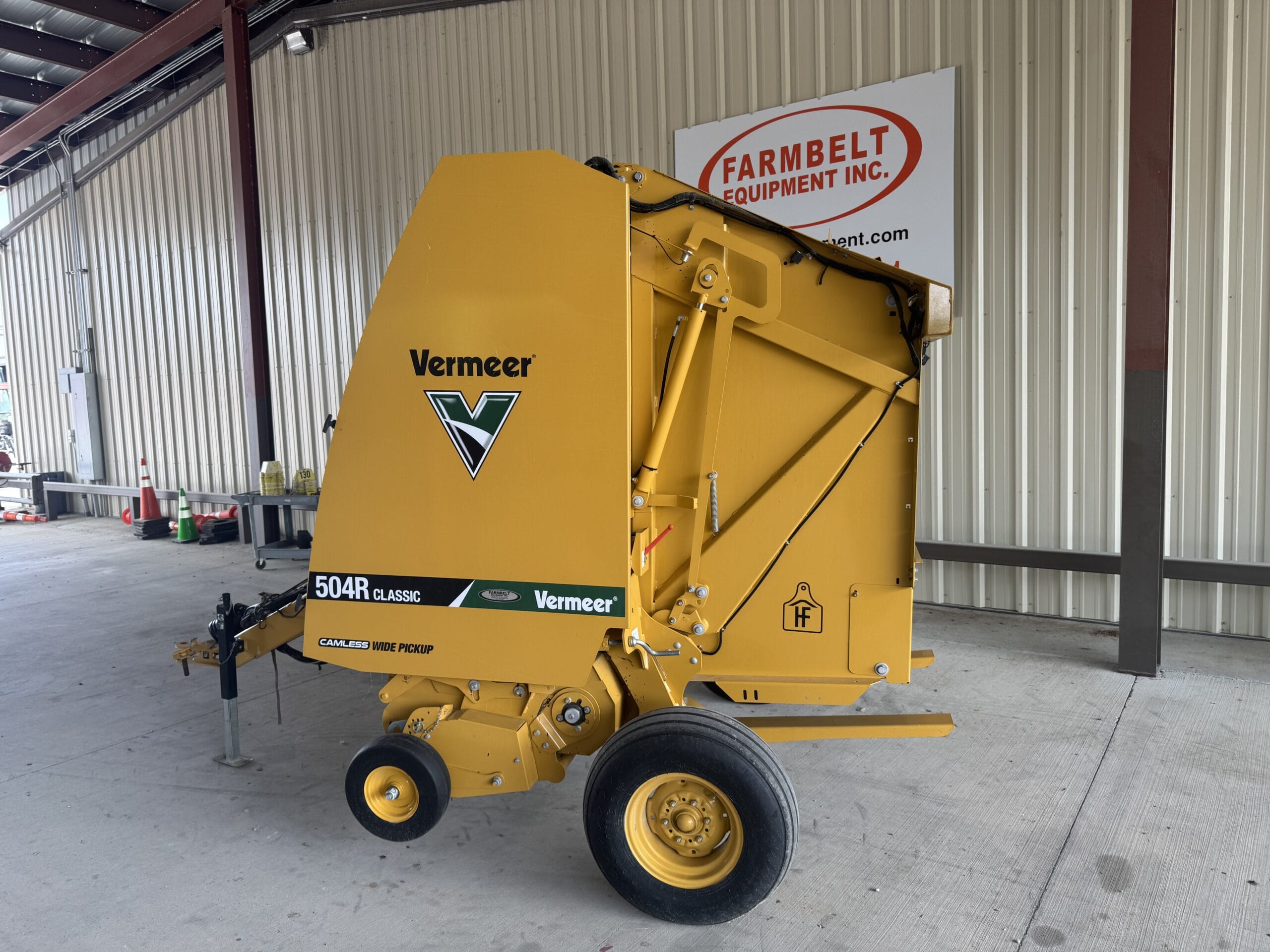 2022 Vermeer 504R Equipment Image0