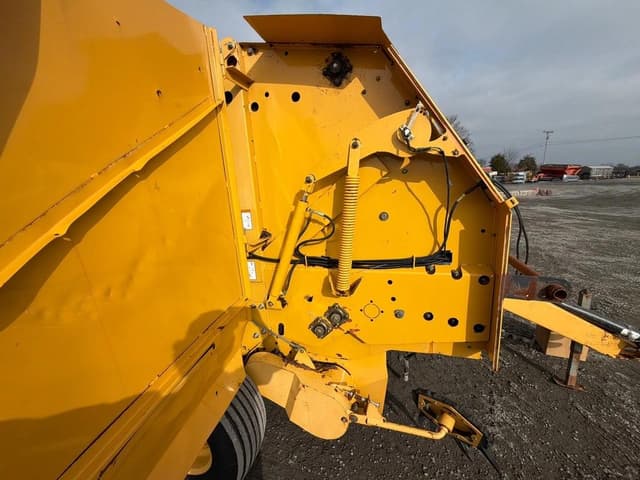 Image of Vermeer 505M Classic Silage equipment image 4