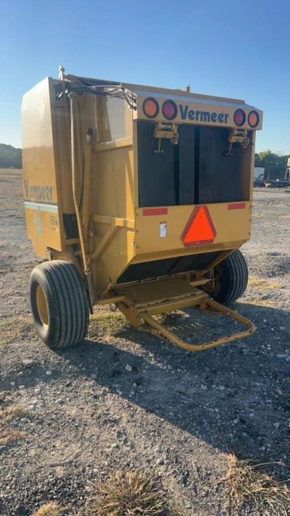 Image of Vermeer 554XL equipment image 3