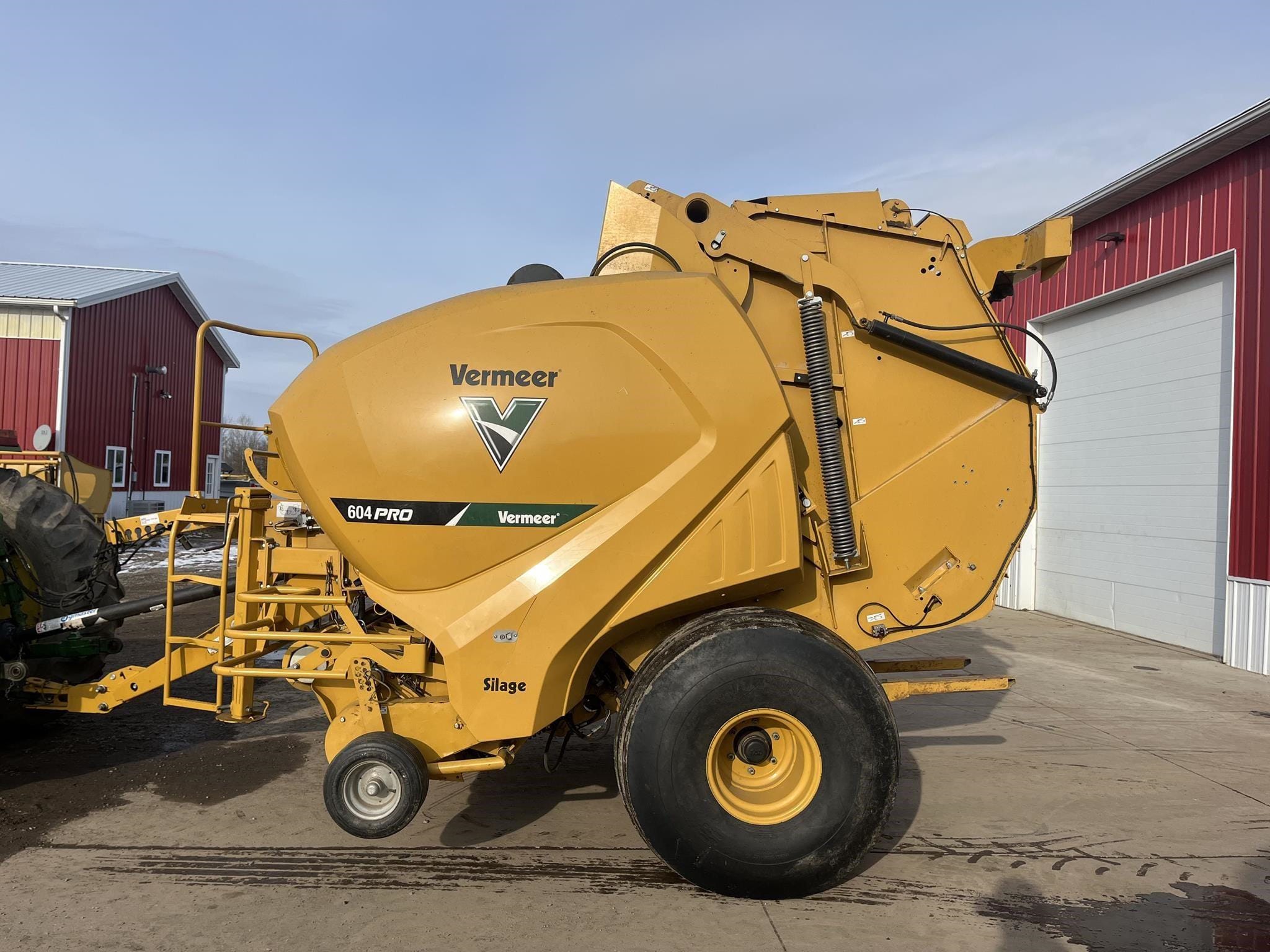 Main image Vermeer 604 Pro