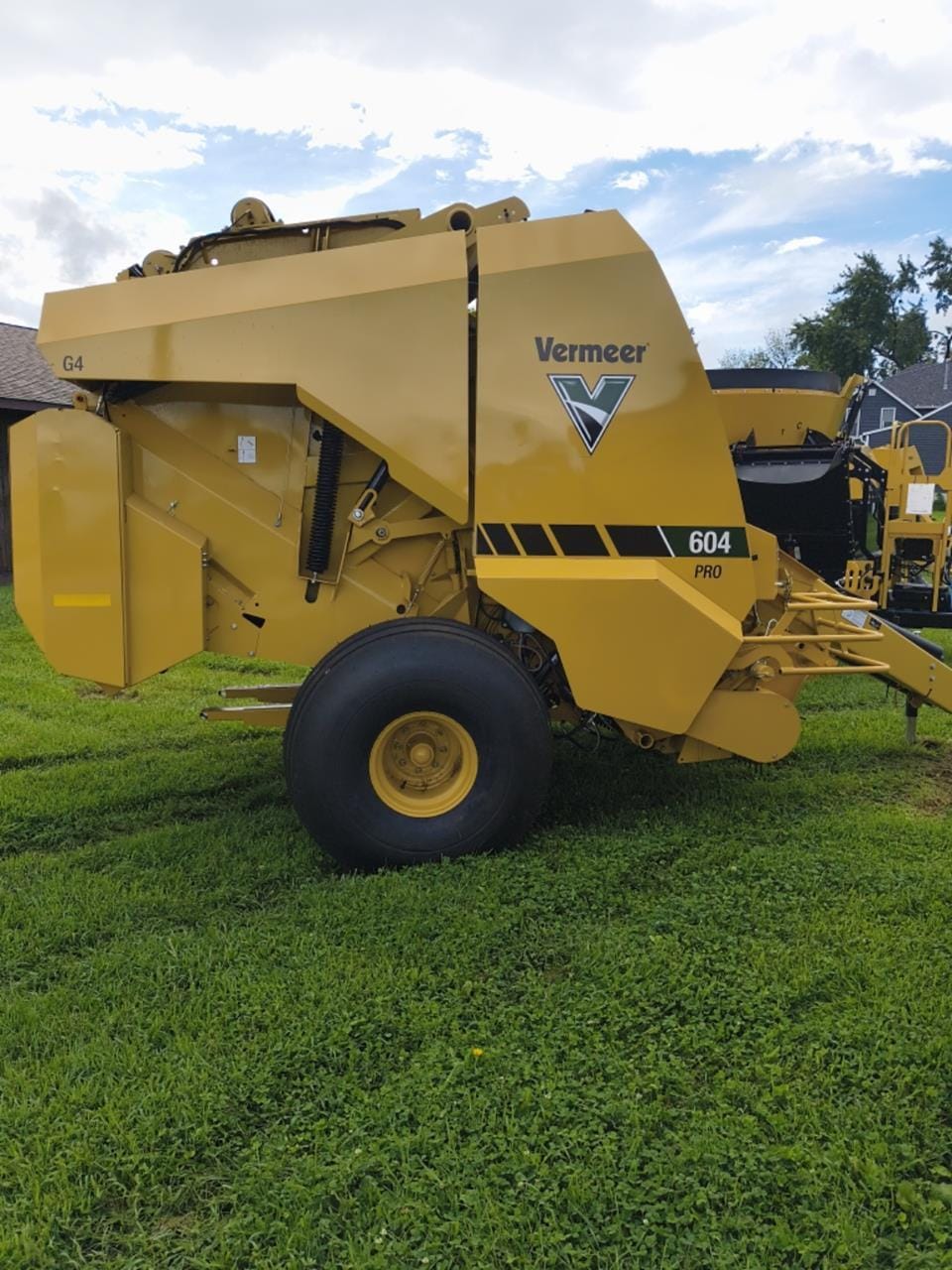 Vermeer 604 Pro Equipment Image0