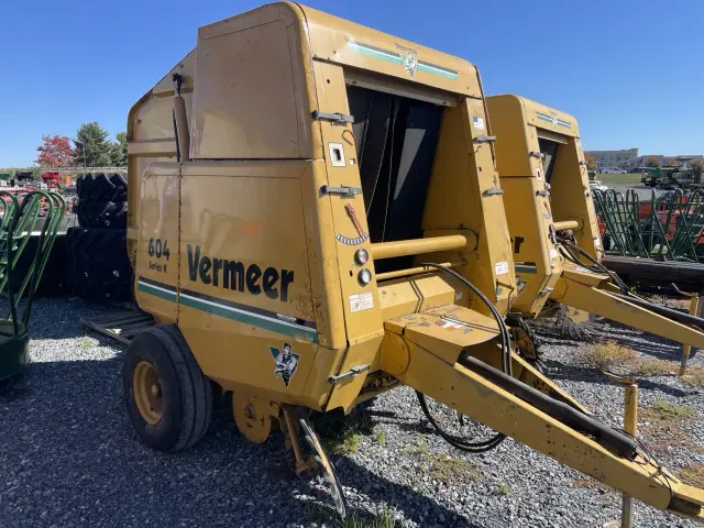 Image of Vermeer 604K equipment image 2