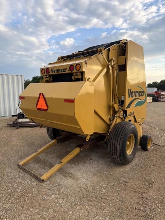 Image of Vermeer 604M equipment image 4