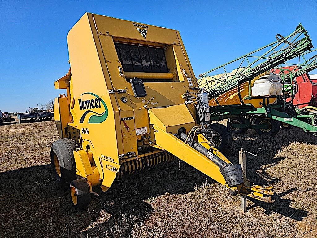 Main image Vermeer 604M