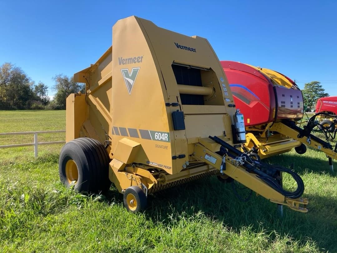 Image of Vermeer 604R Signature Primary Image