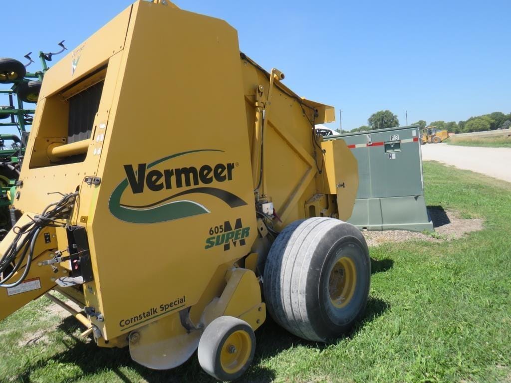 Vermeer 605 Super M Equipment Image0