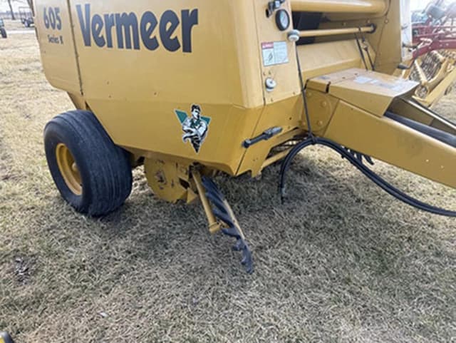Image of Vermeer 605K equipment image 2