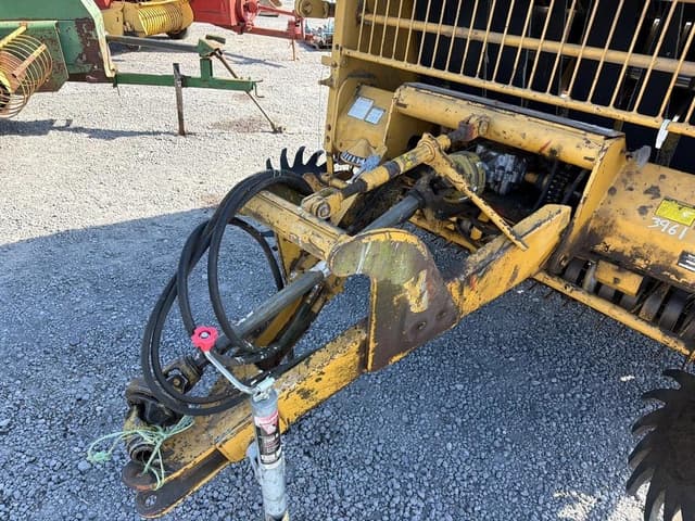 Image of Vermeer 605 Super J equipment image 4