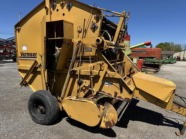 Image of Vermeer 605H equipment image 2