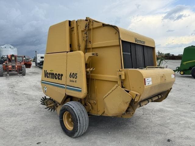 Image of Vermeer 605K equipment image 2