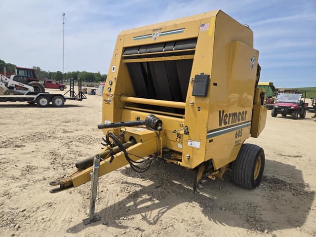 Image of Vermeer 605L equipment image 2