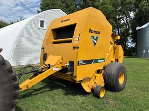 Vermeer 605N Cornstalk Special Image