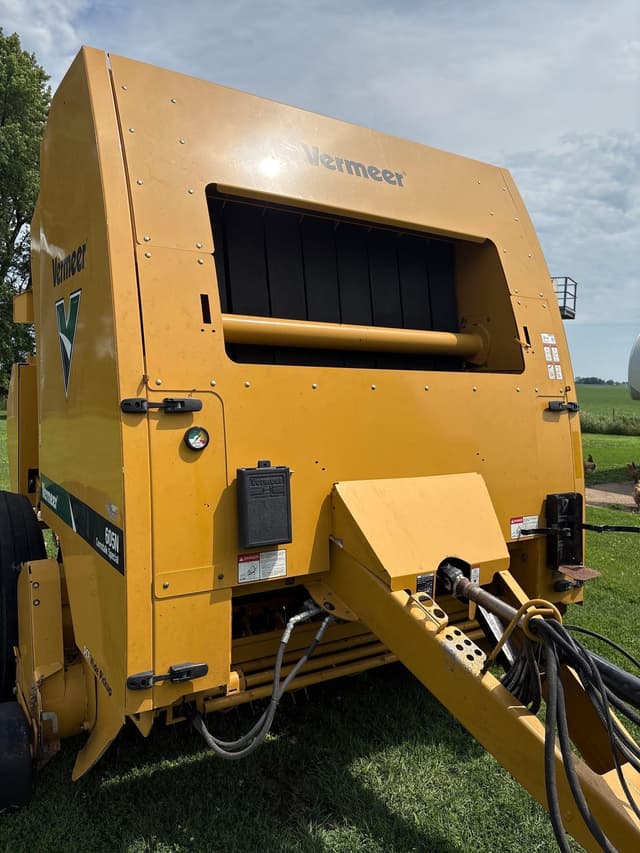 Image of Vermeer 605N Cornstalk Special equipment image 3