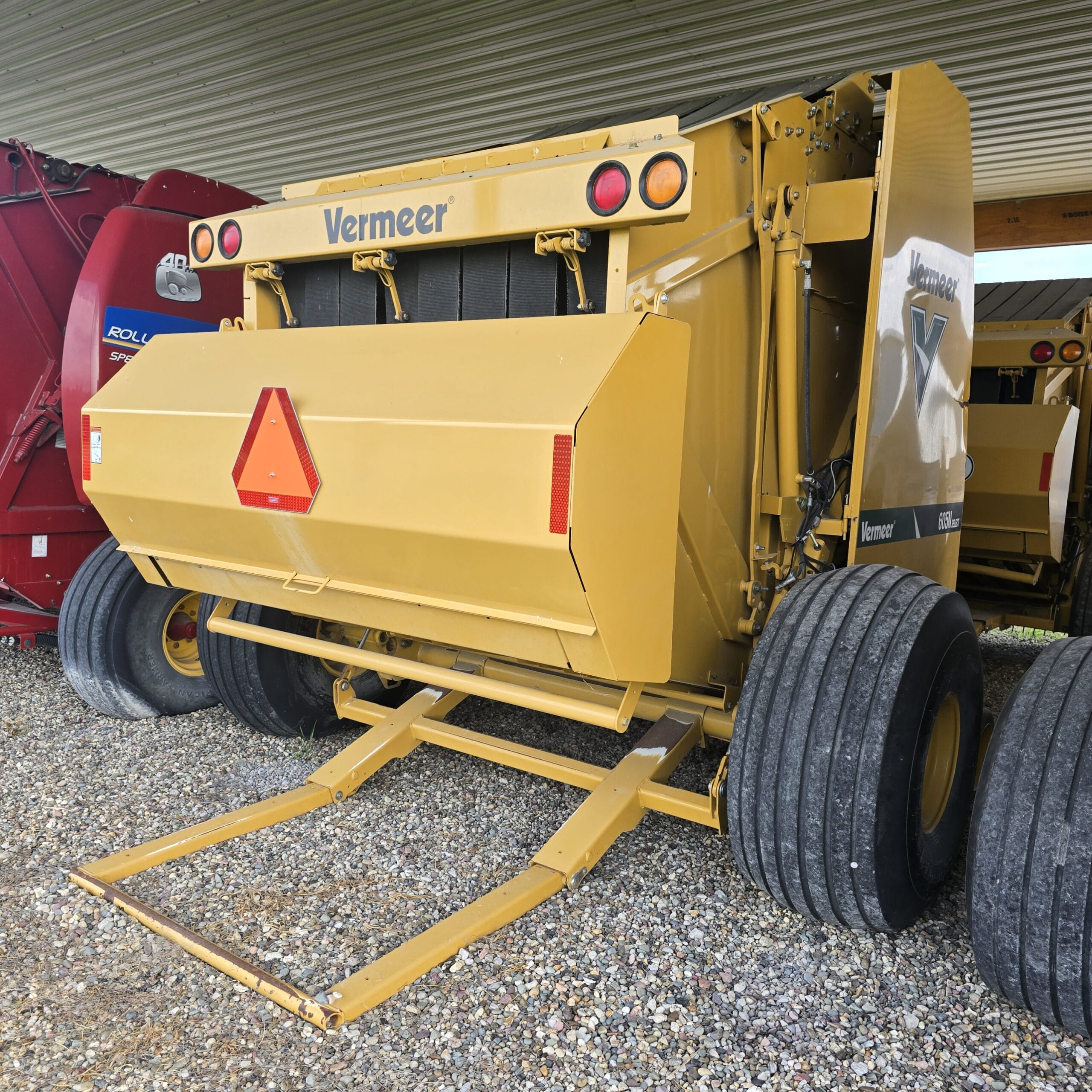 2016 Vermeer 605N Equipment Image0