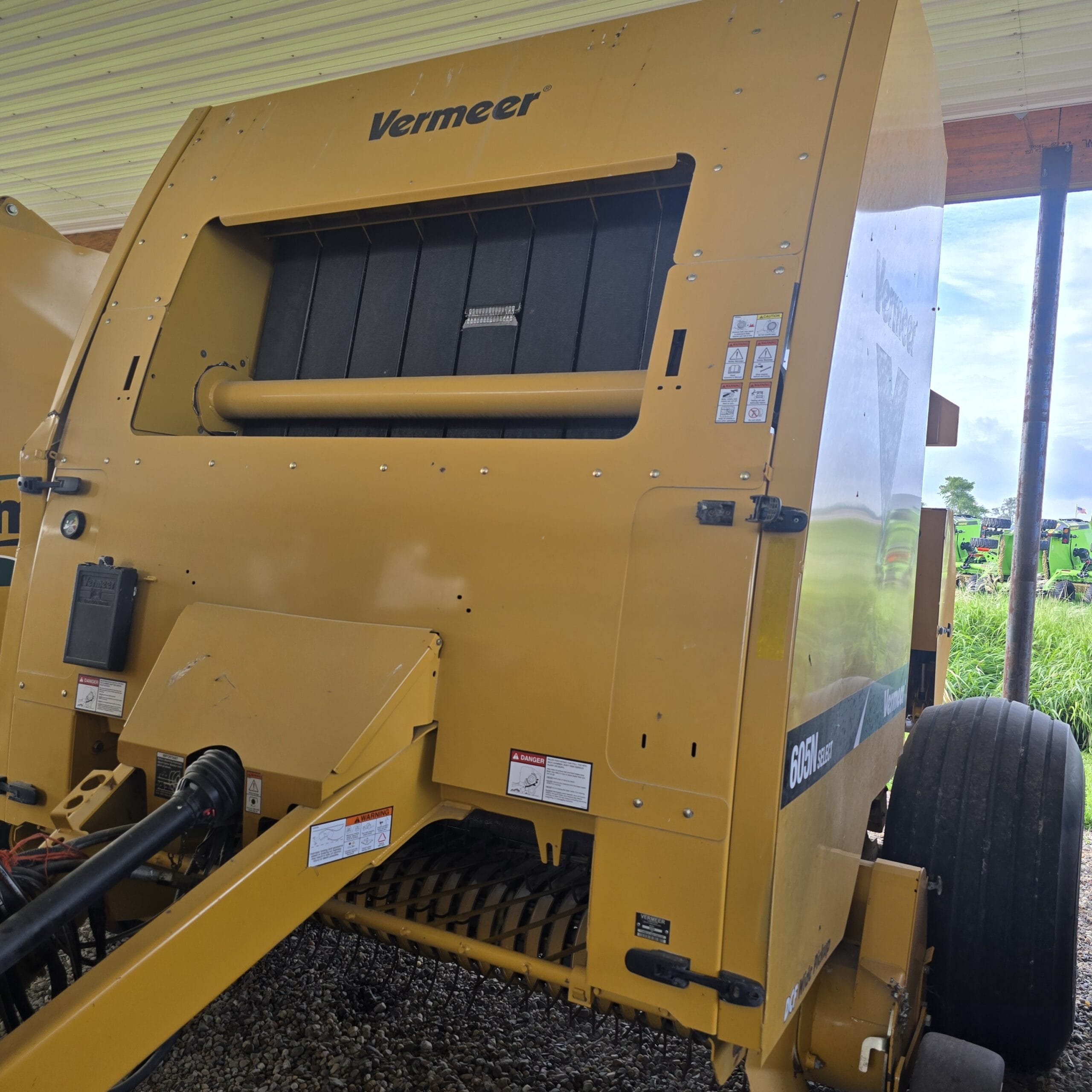 Main image Vermeer 605N