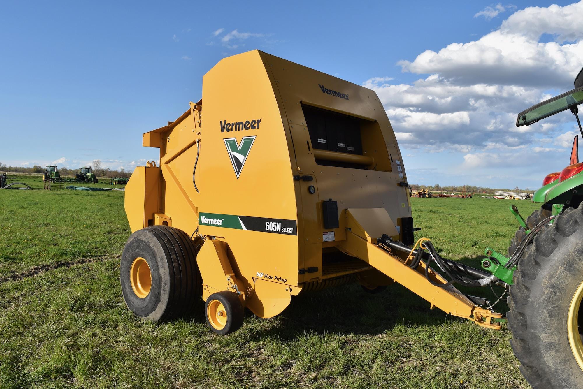 Main image Vermeer 605N