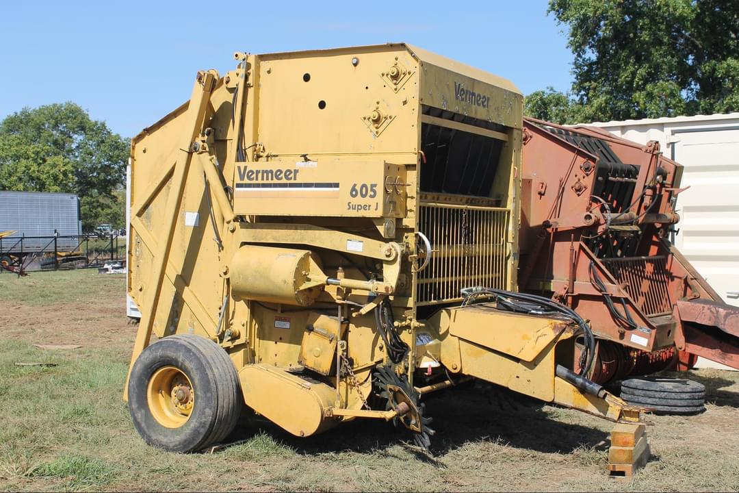 Image of Vermeer 605 Super J Primary image