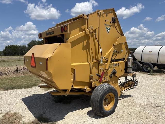 Image of Vermeer Rancher 664  equipment image 4