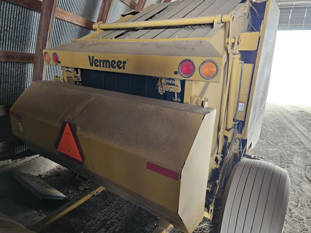 Image of Vermeer 605M equipment image 3