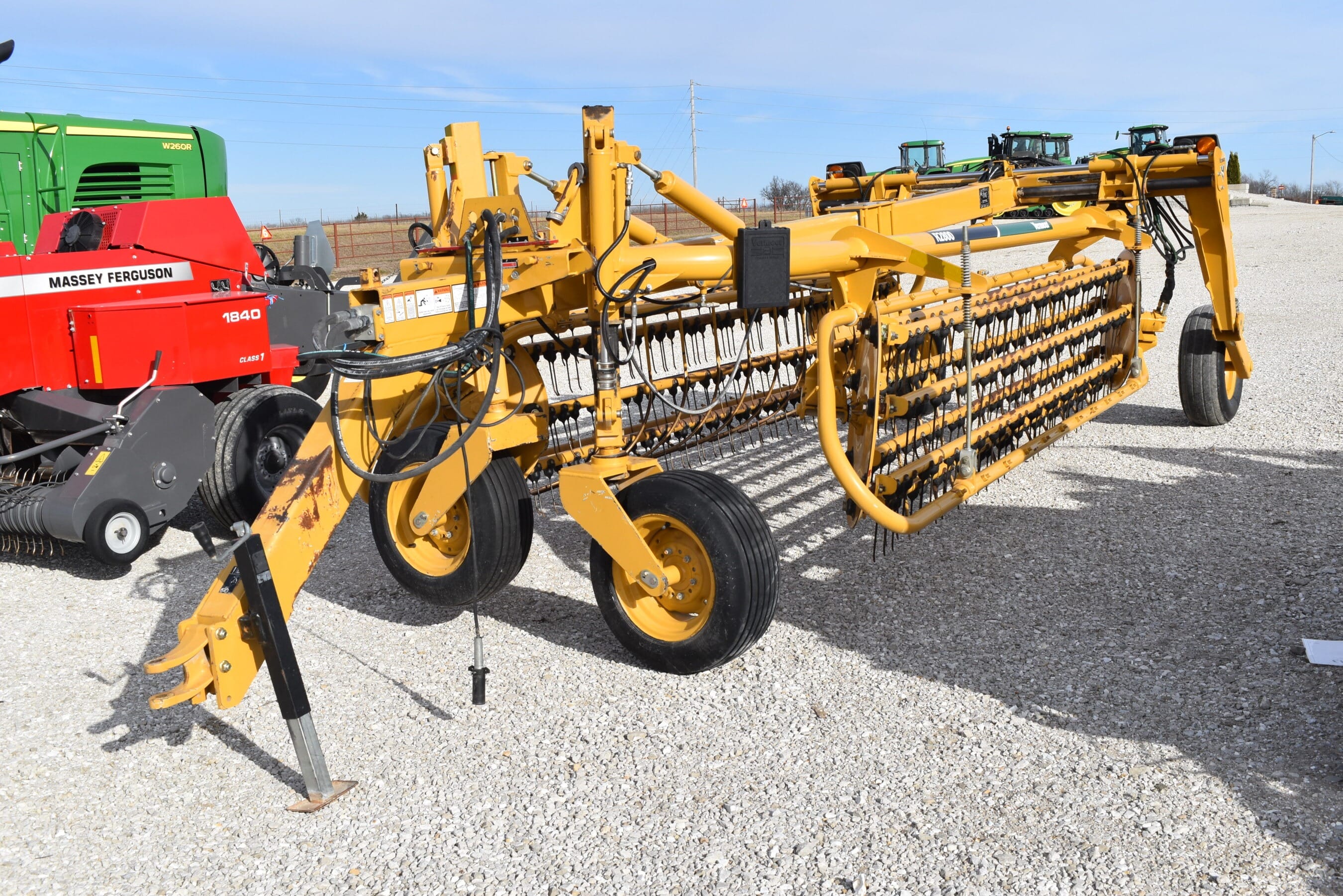 Vermeer R2800 Equipment Image0