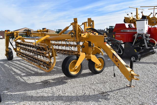 Image of Vermeer R2800 equipment image 2