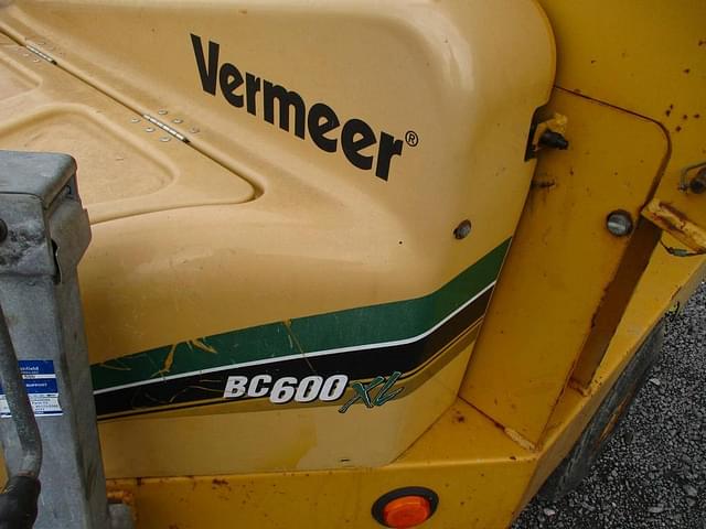 Image of Vermeer BC600XL equipment image 2