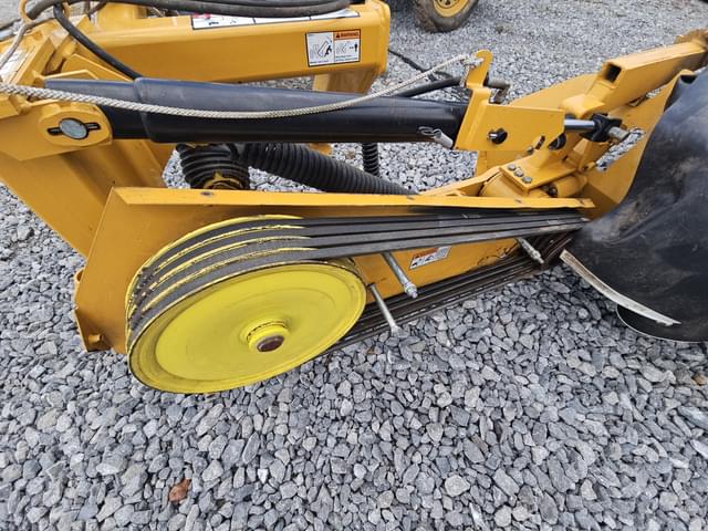 Image of Vermeer M7040 equipment image 4