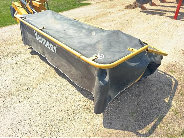 Image of Vermeer M6030 equipment image 4