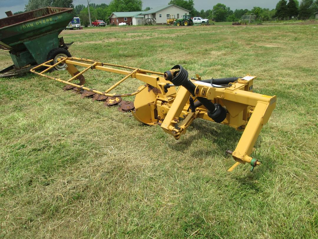 Image of Vermeer M7040 Primary image