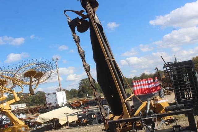 Image of Vermeer M7050 equipment image 4