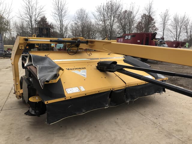 Image of Vermeer MC3700 equipment image 1