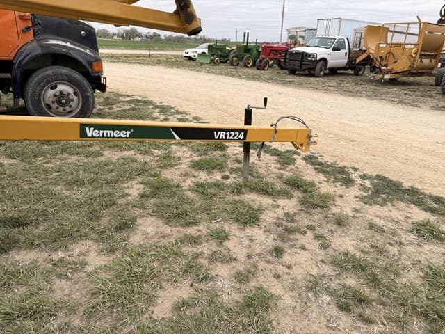 Image of Vermeer VR1224 equipment image 4