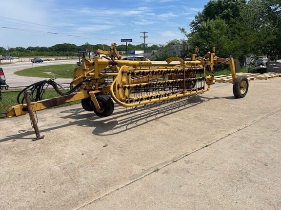 Vermeer R-23 Equipment Image0